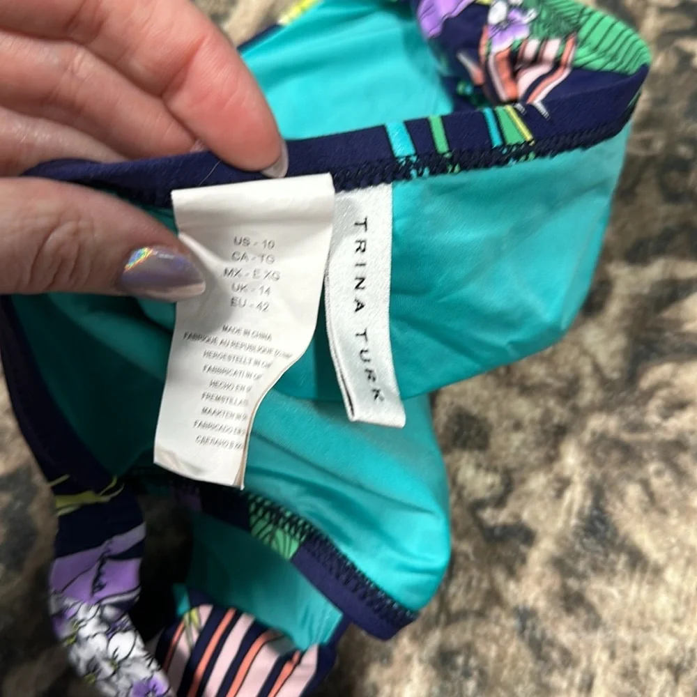 Women’s Used Bathing Suit Bikini Bottoms Trina‎ Turk Tropical Birds of Paradise